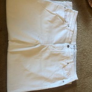 Capri white jeans